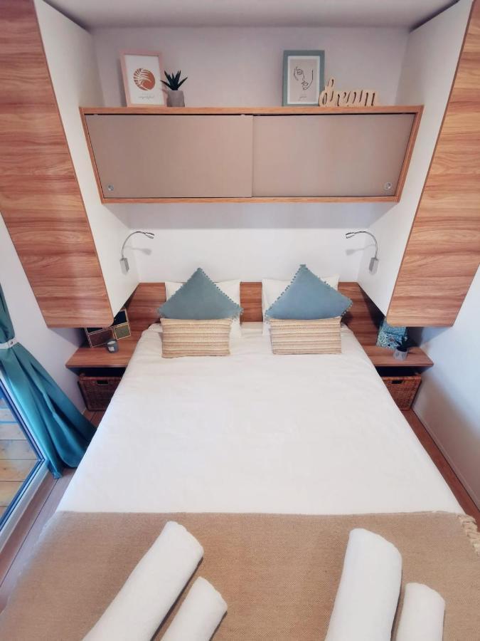 Mobile Home More Porton Nature Hideouts روفينج المظهر الخارجي الصورة